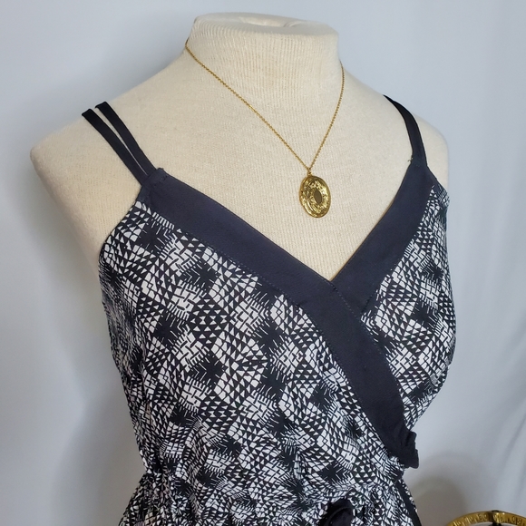 Black/White Xhilaration Romper - Size M (NWT) - Picture 12 of 12